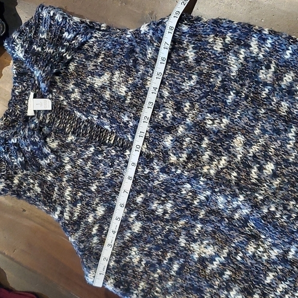 Chico's Knit Open Front Sweater Vest/Cardigan Size 8 - Picture 8 of 9